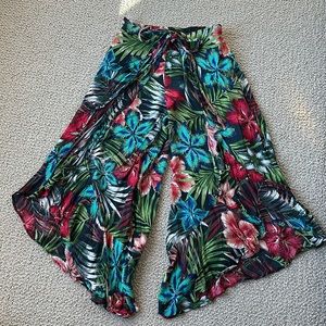 Dance&Marvel Floral Pants